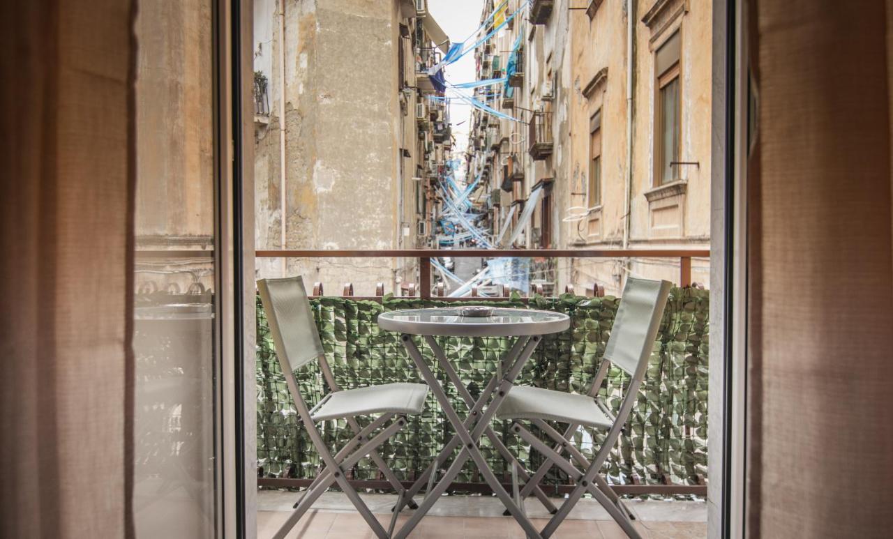 Casa Masaniello - Affittacamere Guesthouse In Historical Center Toledo Station Naples Luaran gambar